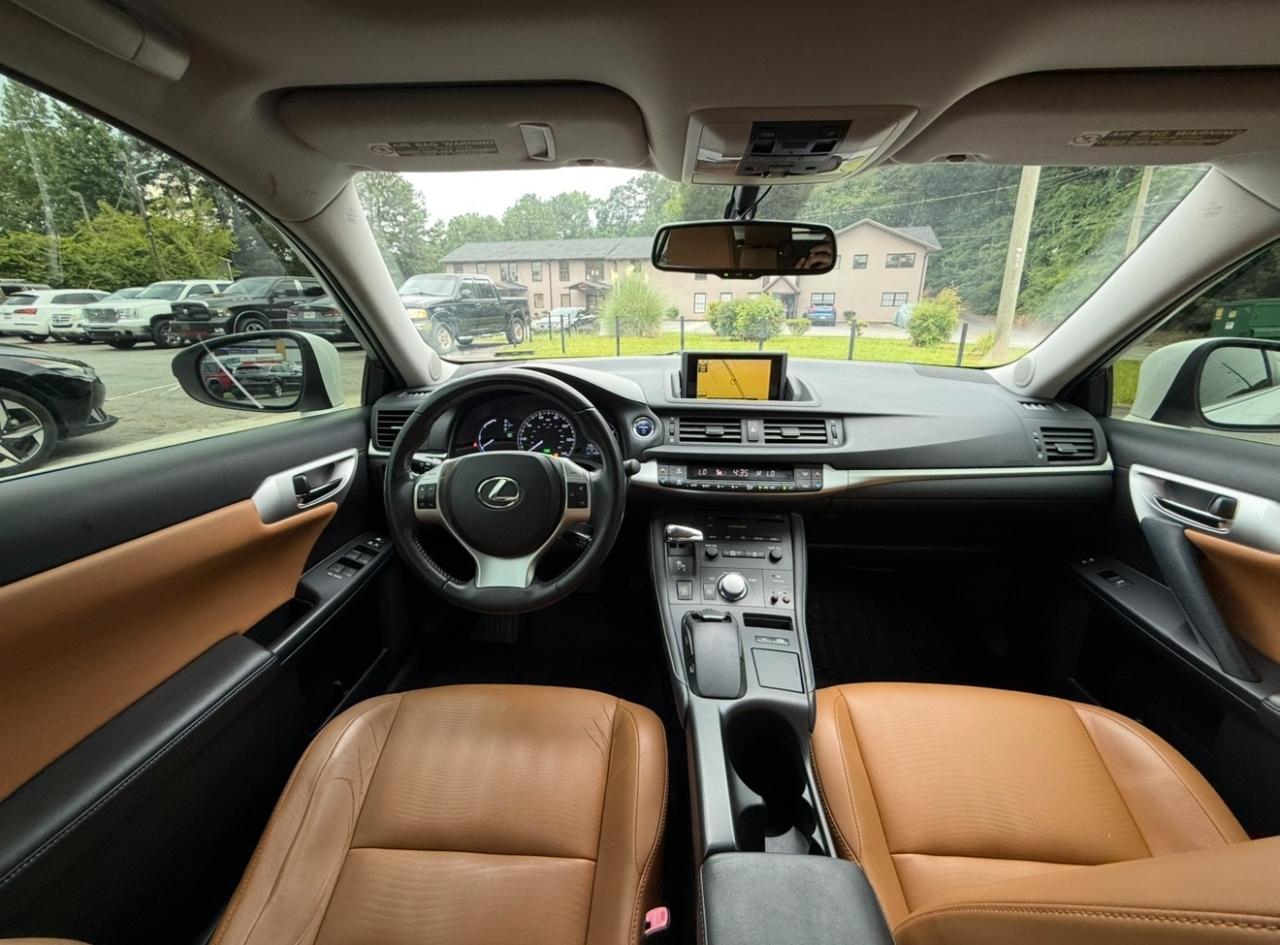 Lexus CT 200h FWD 4dr Hybrid 2012