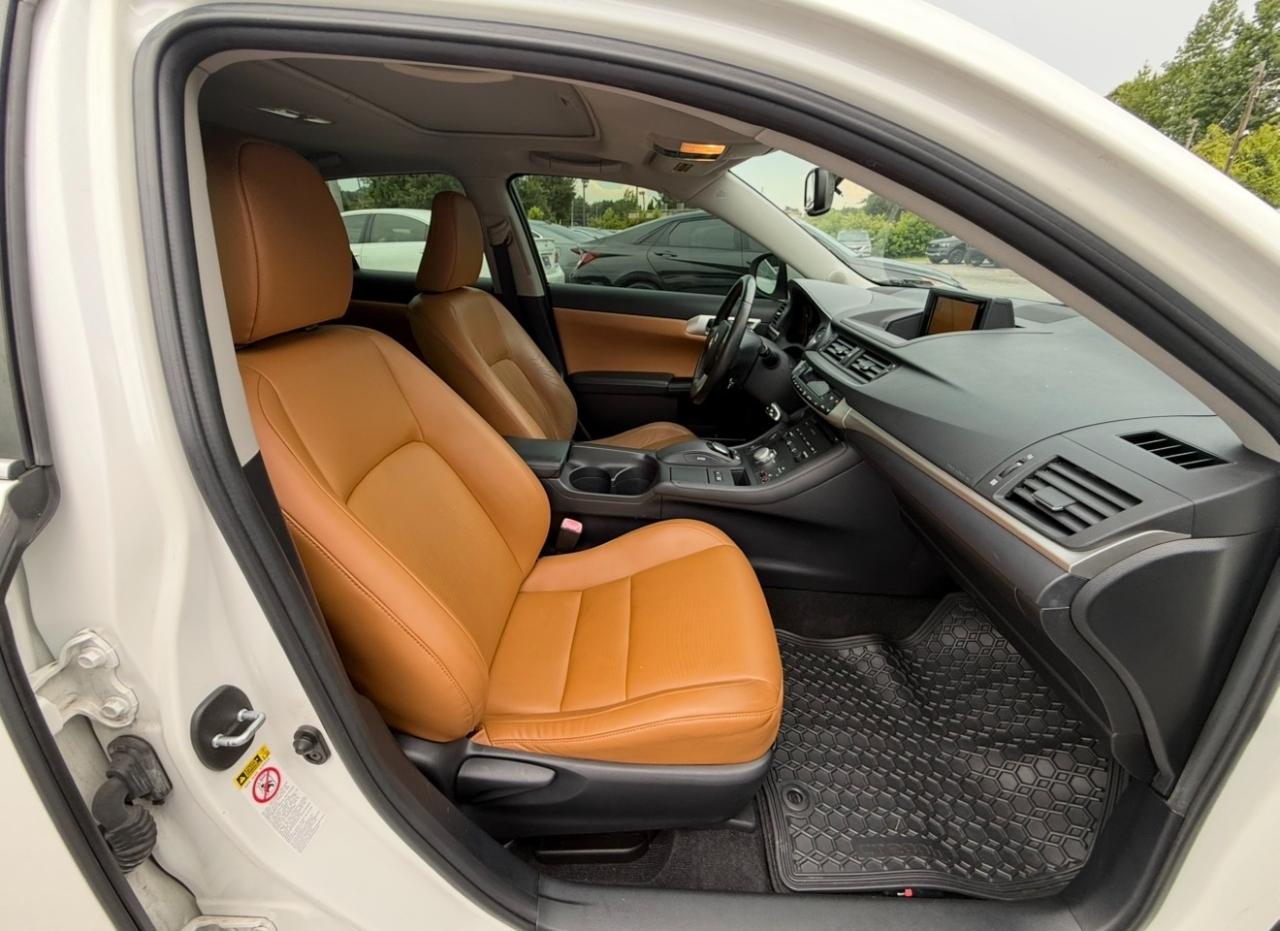 Lexus CT 200h FWD 4dr Hybrid 2012