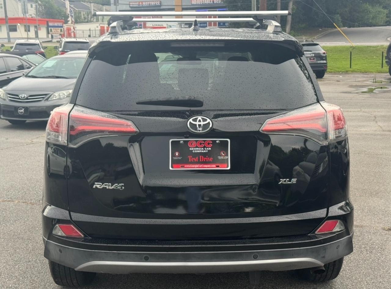 Toyota RAV4 XLE FWD (Natl) 2017