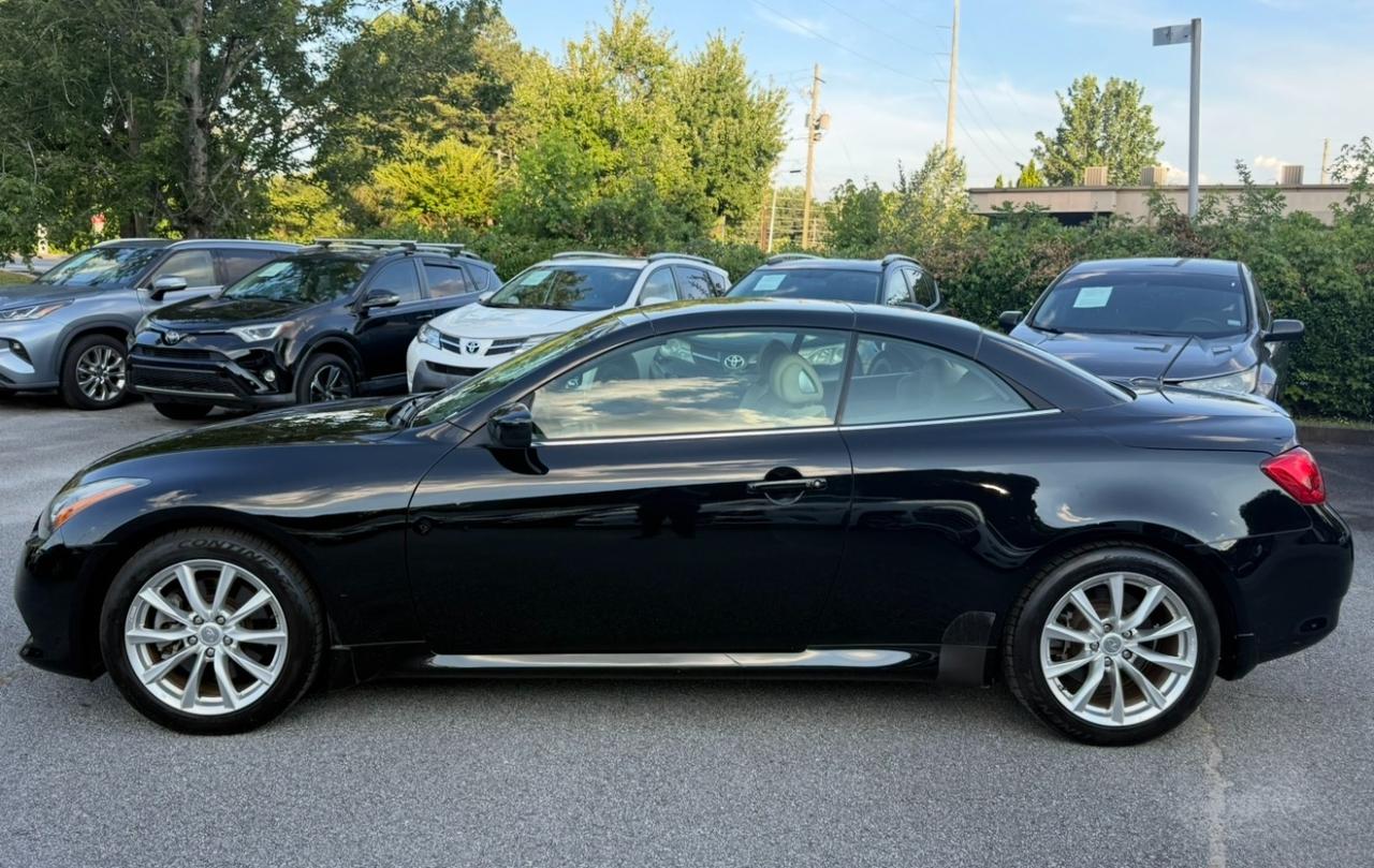 Infiniti G37 Convertible 2dr Base 2012