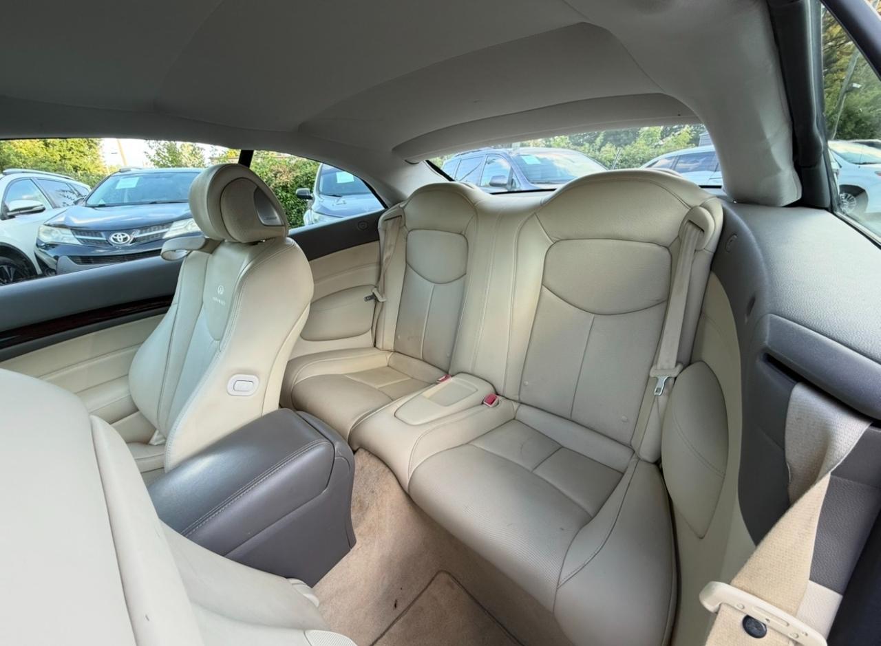 Infiniti G37 Convertible 2dr Base 2012