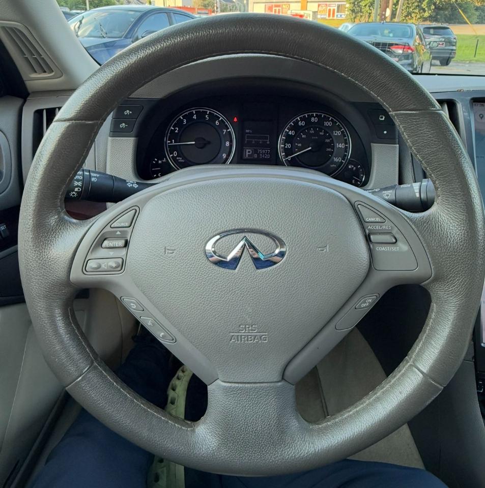 Infiniti G37 Convertible 2dr Base 2012