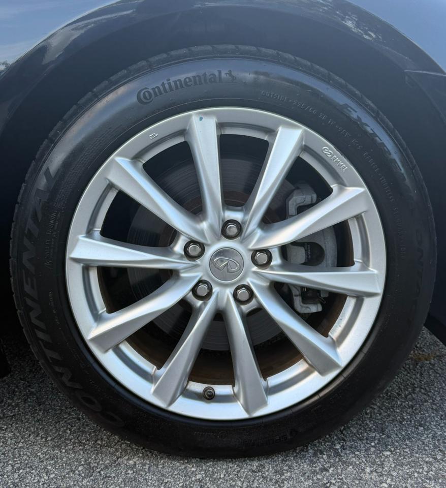 Infiniti G37 Convertible 2dr Base 2012