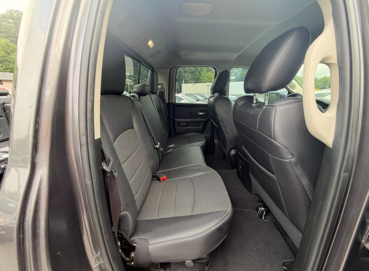RAM 1500 Sport 4x2 Quad Cab 6'4" Box 2017