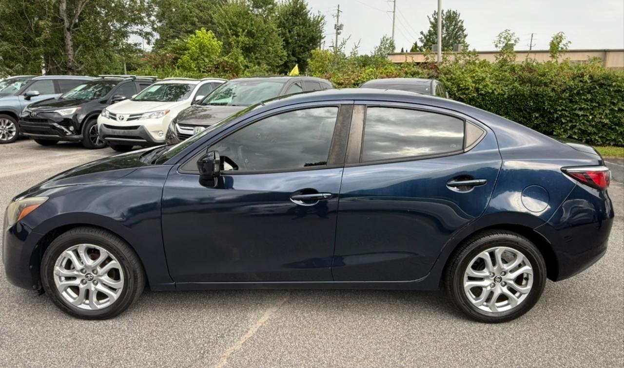 Toyota Yaris iA Auto (Natl) 2018
