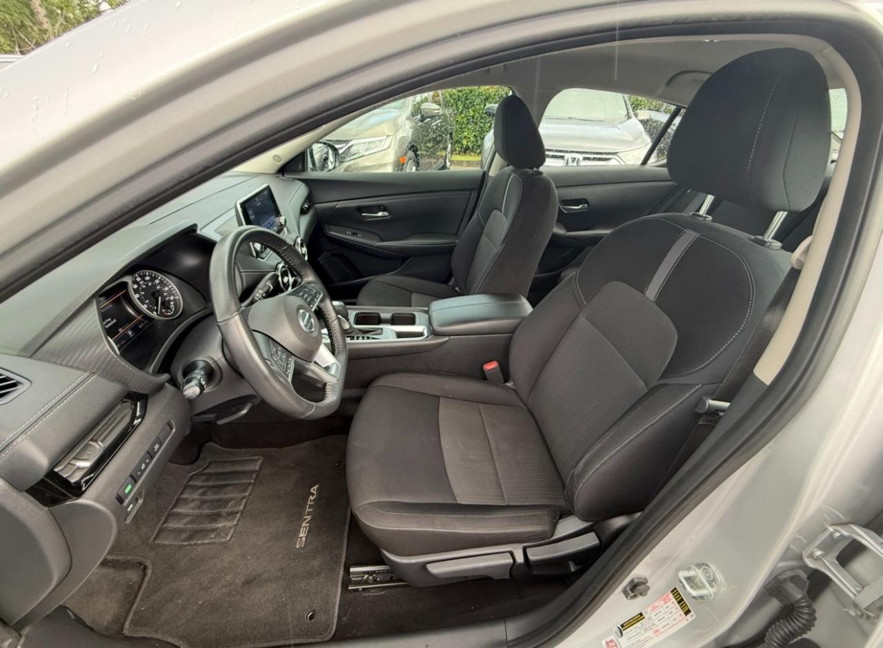 Nissan Sentra SV CVT 2021