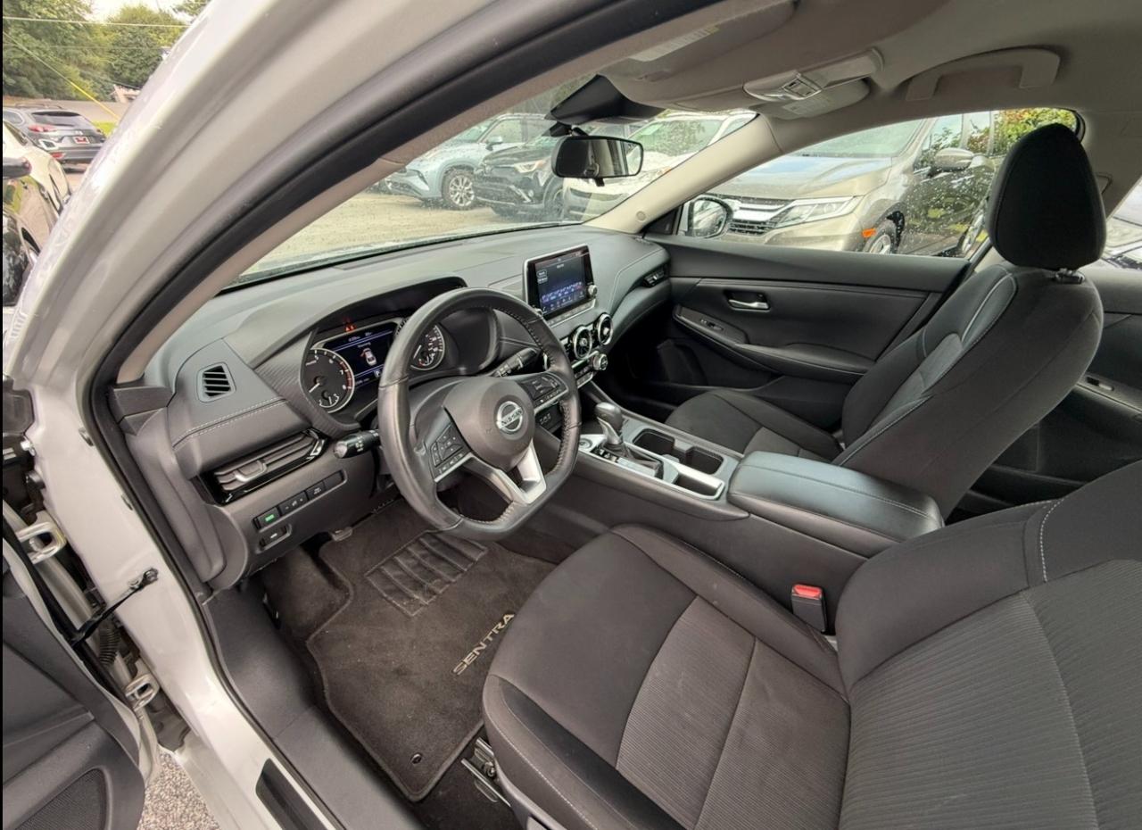Nissan Sentra SV CVT 2021