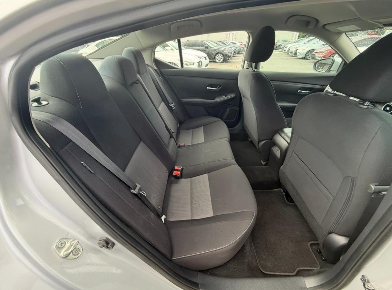 Nissan Sentra SV CVT 2021