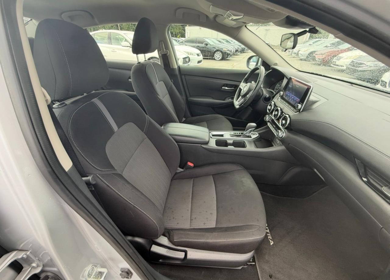 Nissan Sentra SV CVT 2021