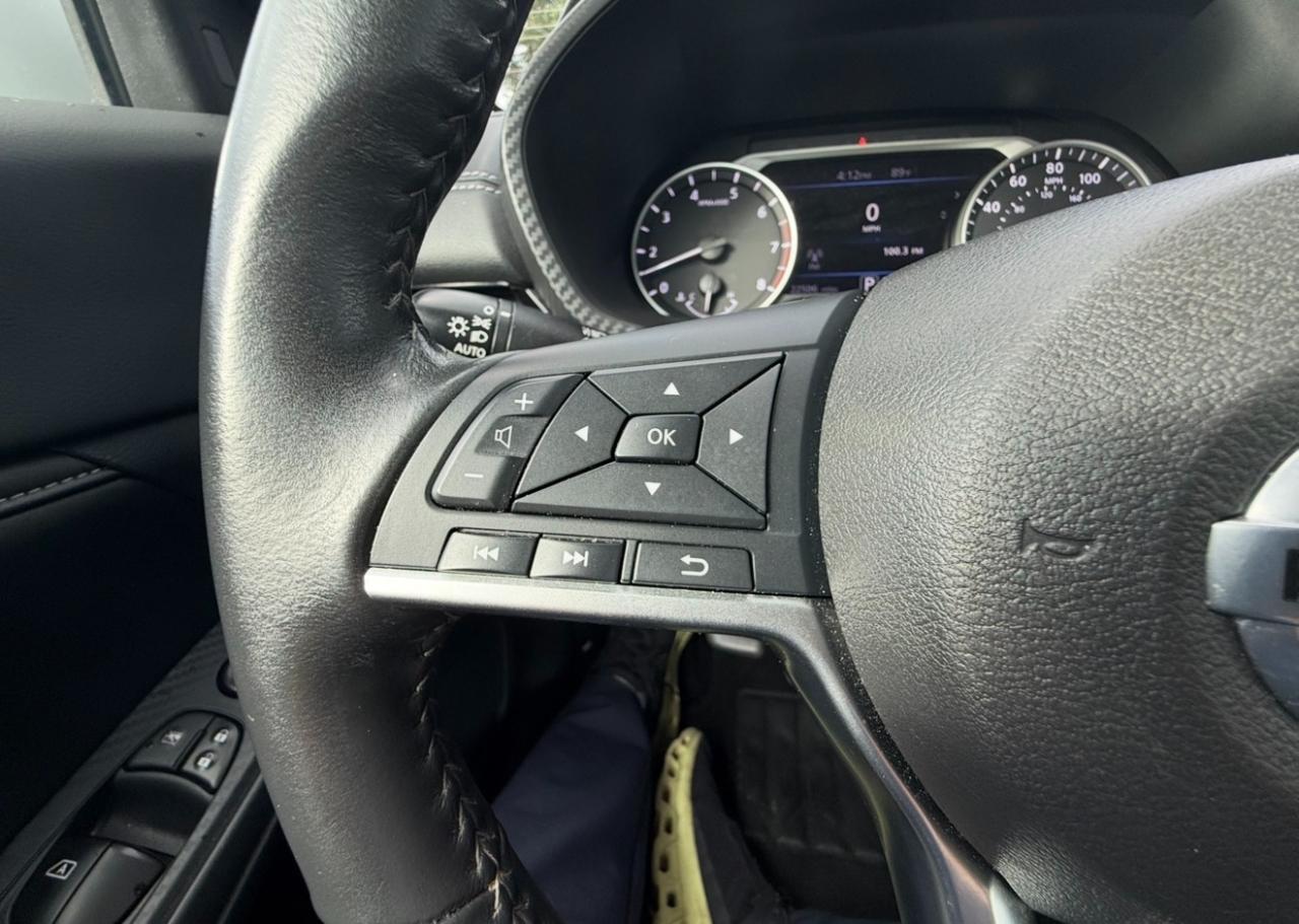 Nissan Sentra SV CVT 2021
