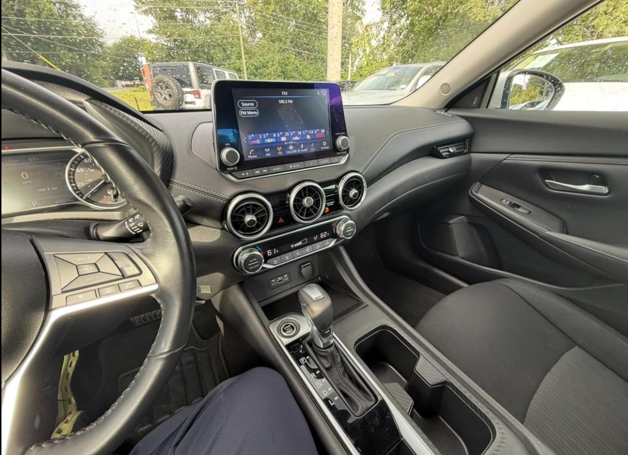 Nissan Sentra SV CVT 2021