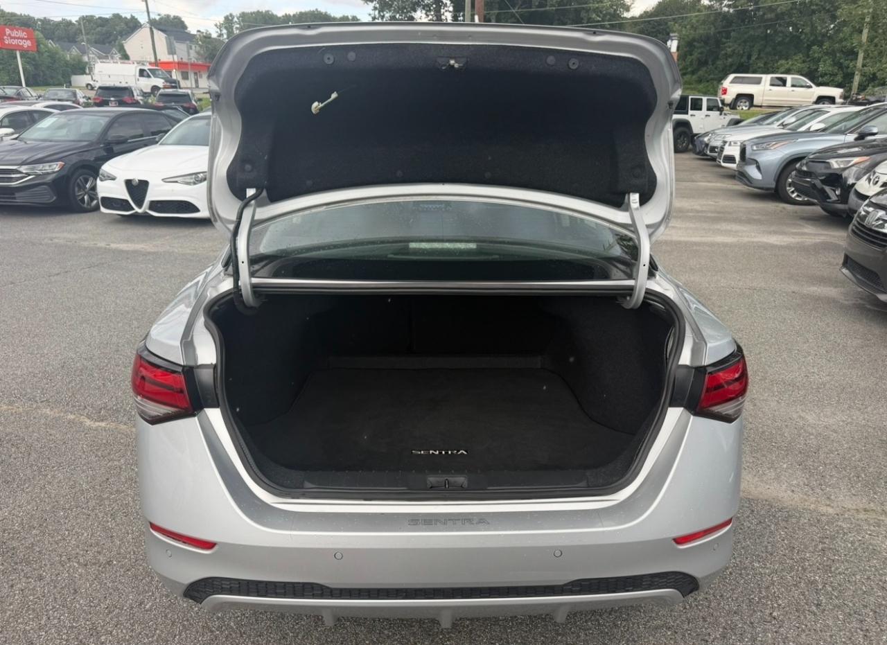 Nissan Sentra SV CVT 2021