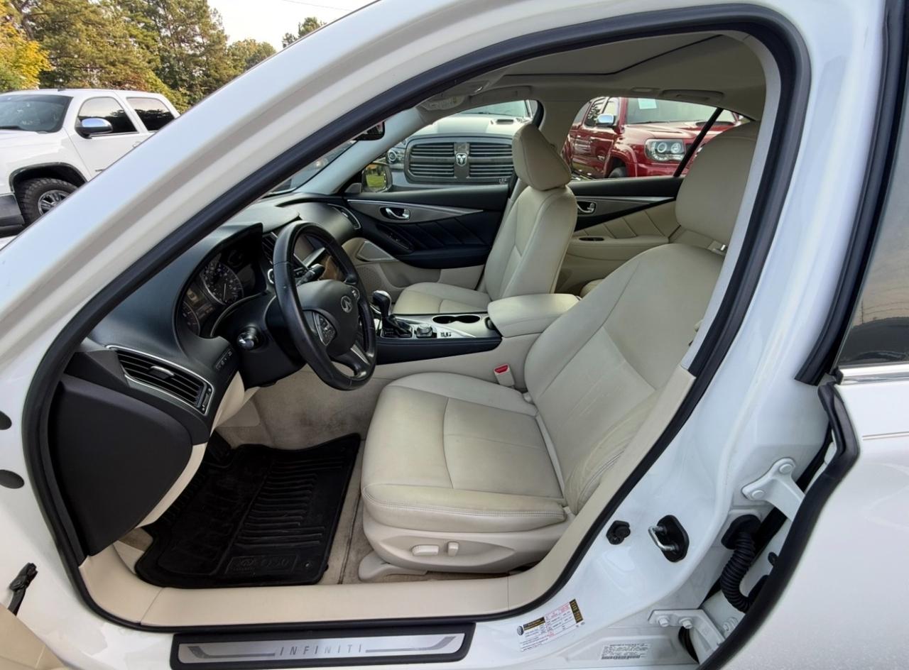 Infiniti Q50 3.0t Premium RWD 2017