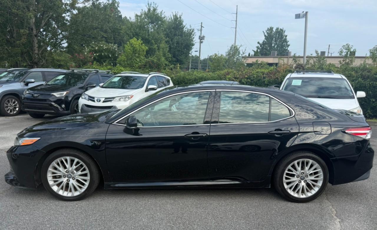 Toyota Camry XLE Auto (Natl) 2018
