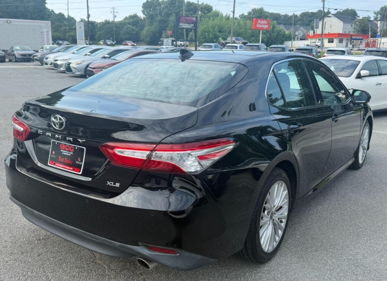 Toyota Camry XLE Auto (Natl) 2018
