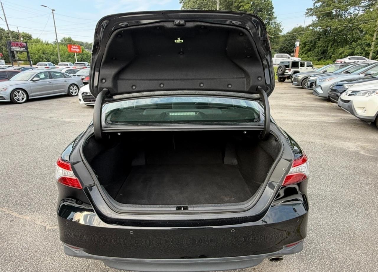 Toyota Camry XLE Auto (Natl) 2018