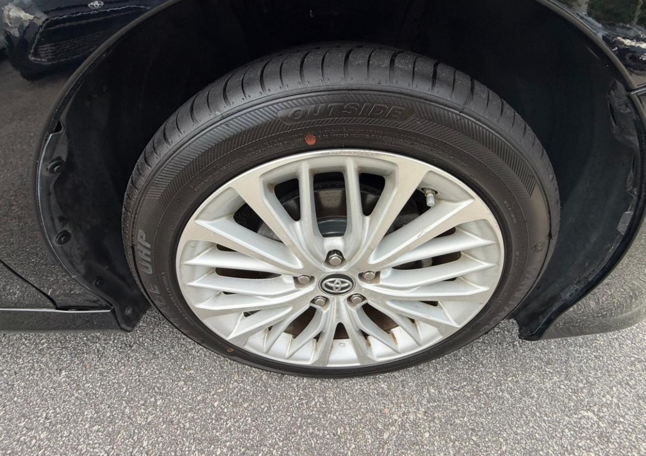 Toyota Camry XLE Auto (Natl) 2018