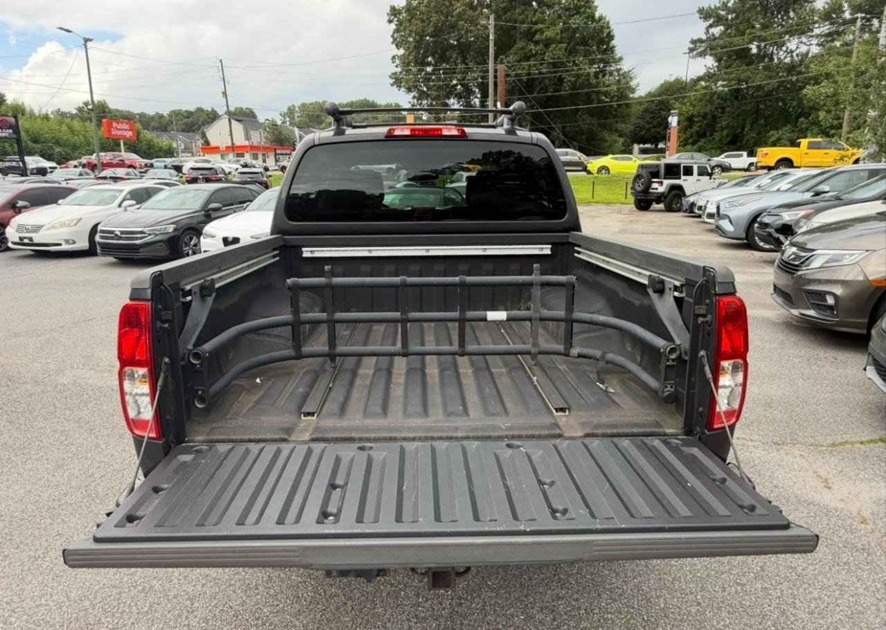 Nissan Frontier 4WD Crew Cab SWB Auto PRO-4X 2011