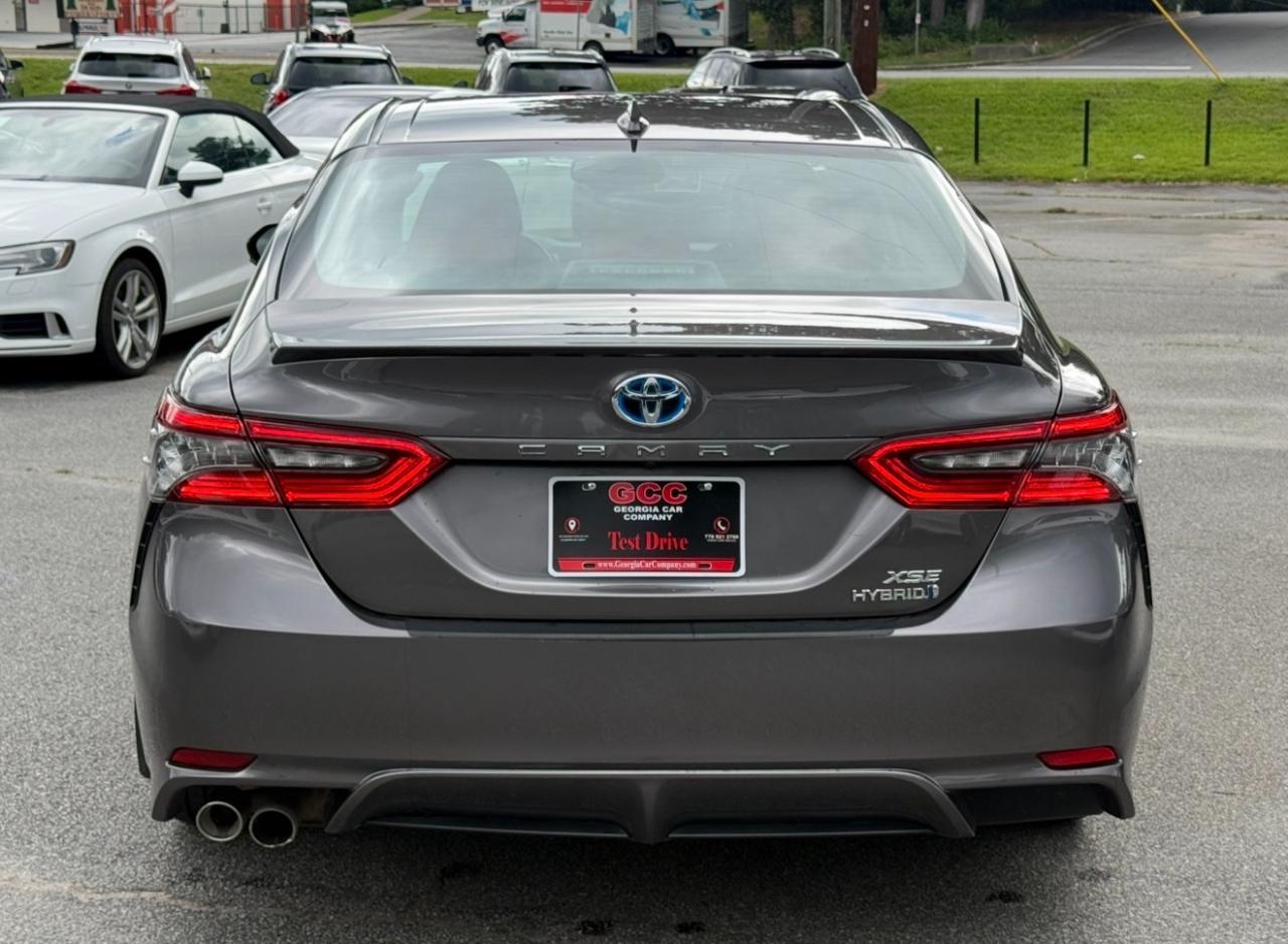 Toyota Camry Hybrid XSE CVT (Natl) 2024