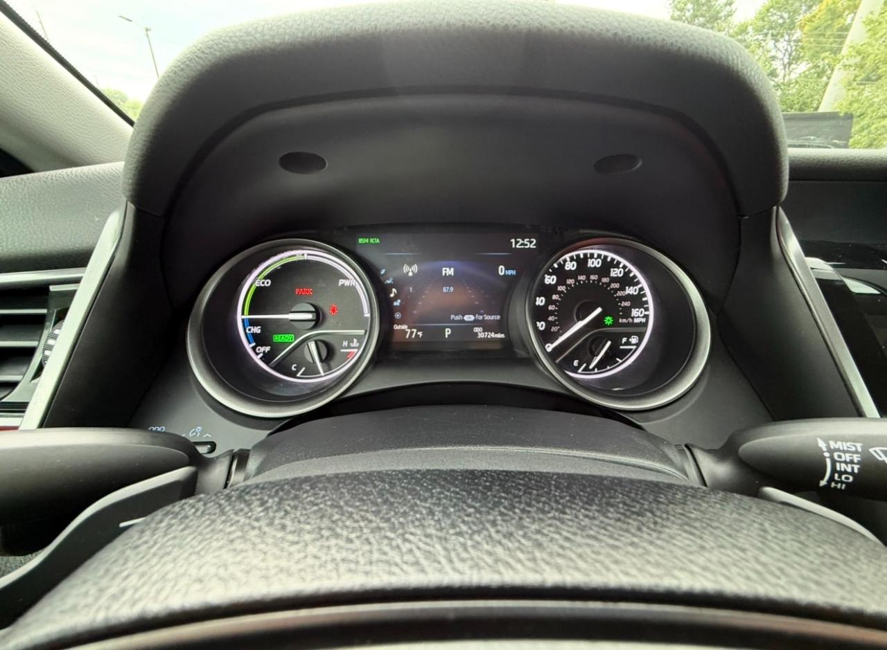 Toyota Camry Hybrid XSE CVT (Natl) 2024