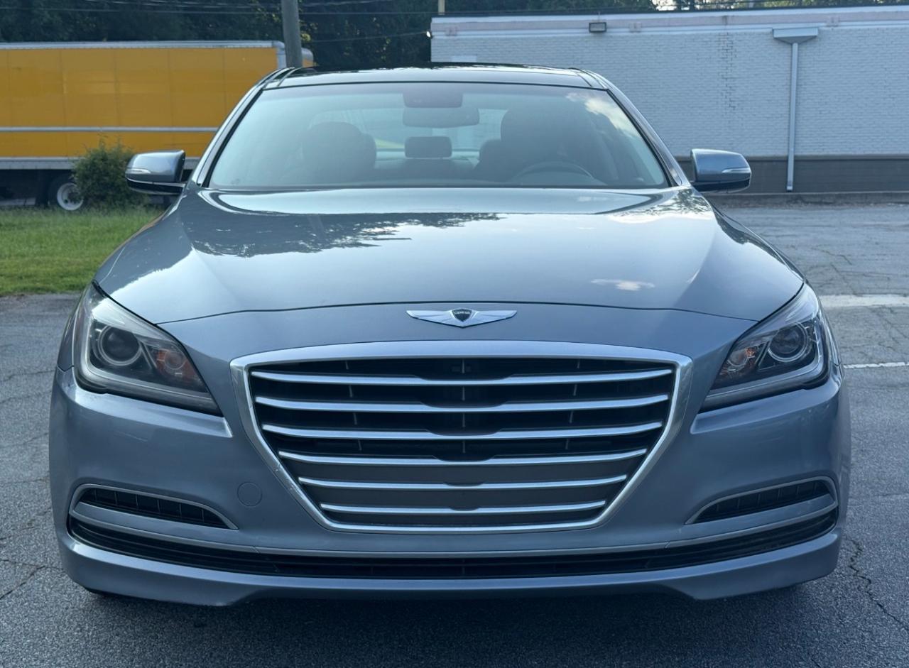 Hyundai Genesis 4dr Sdn V6 3.8L RWD 2015