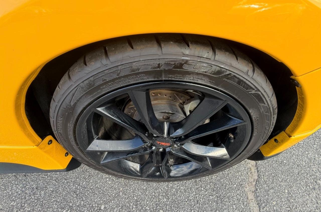 Scion FR-S 2dr Cpe Man (Natl) 2015