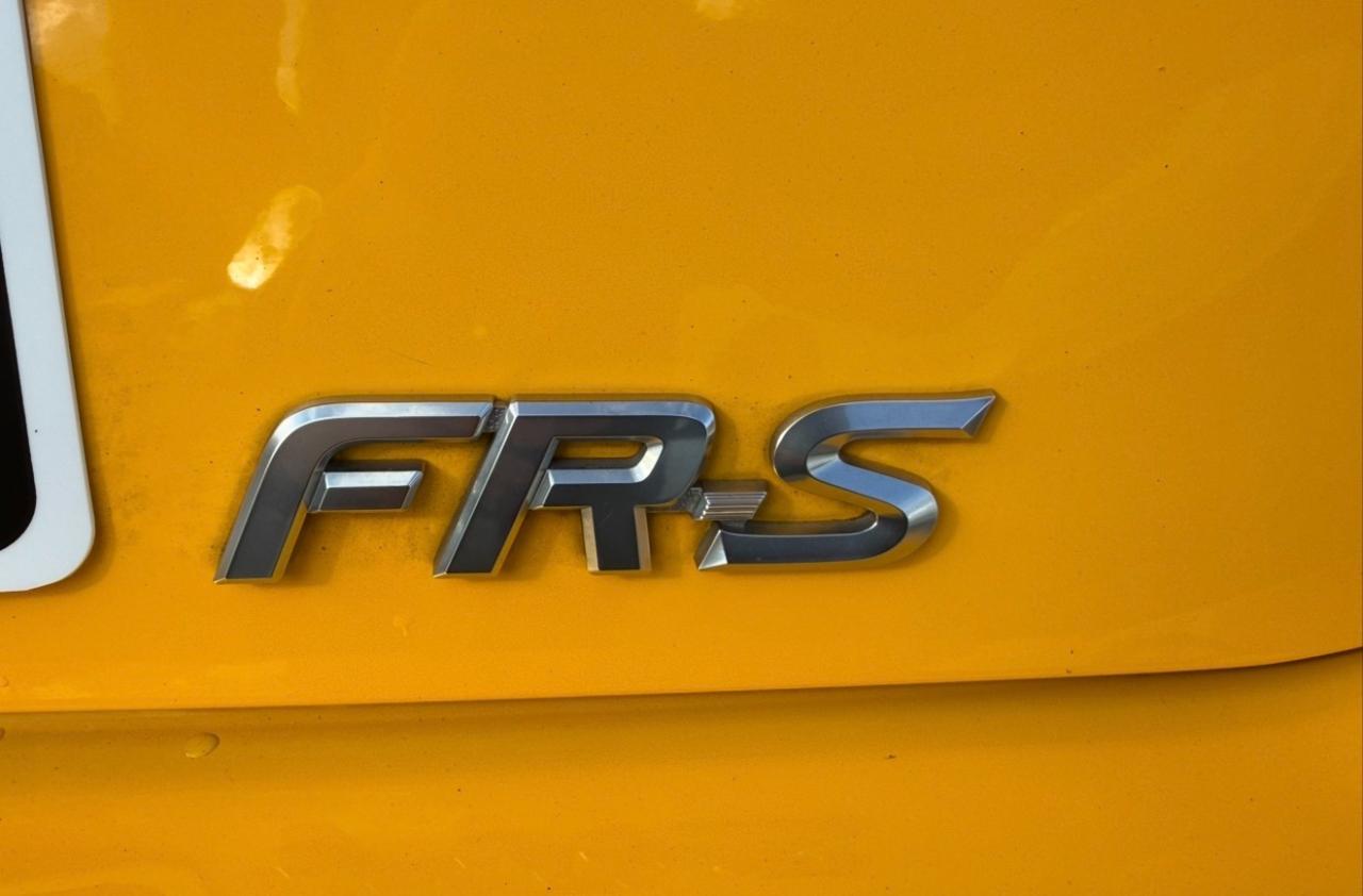Scion FR-S 2dr Cpe Man (Natl) 2015
