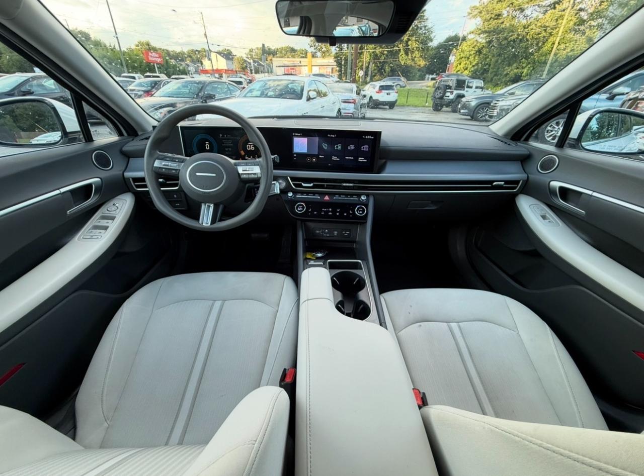 Hyundai Sonata SEL 2.5L FWD 2024