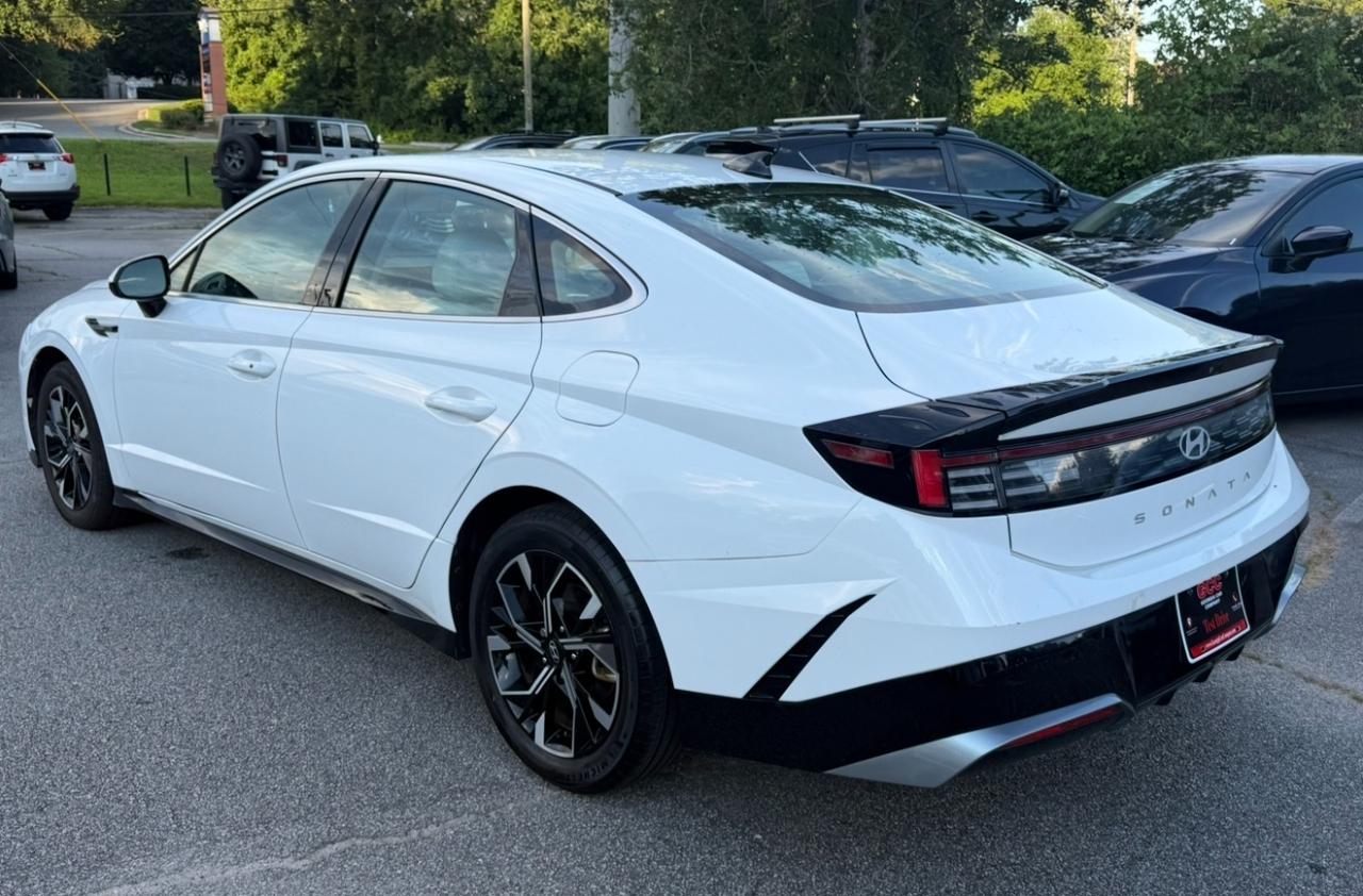 Hyundai Sonata SEL 2.5L FWD 2024