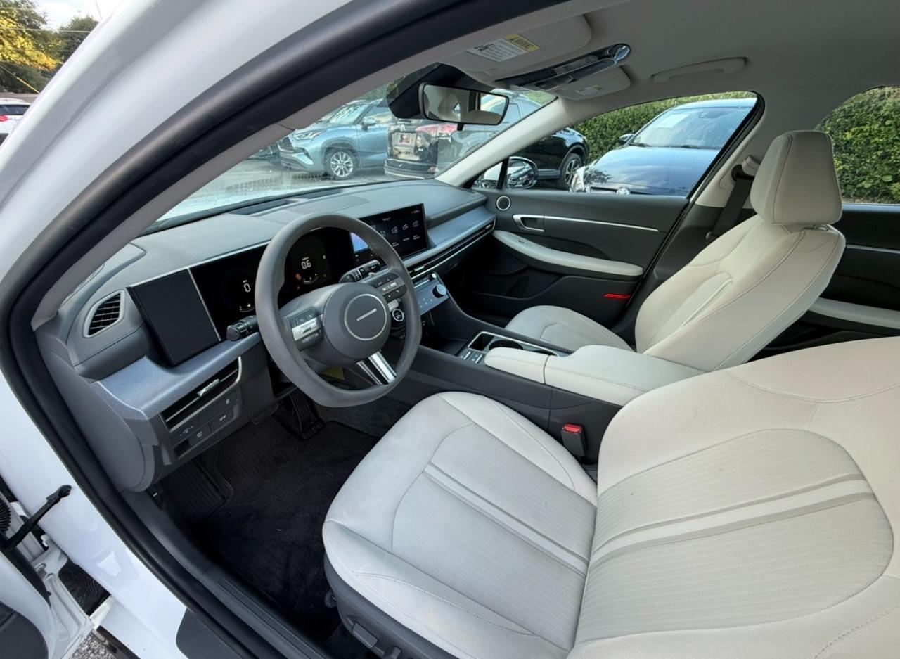 Hyundai Sonata SEL 2.5L FWD 2024