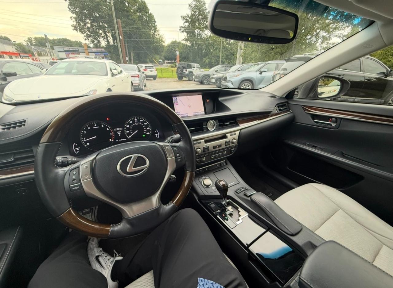 Lexus ES 350 4dr Sdn 2014