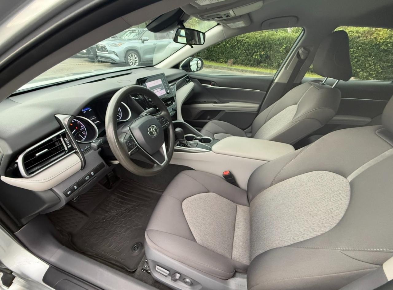 Toyota Camry LE Auto (Natl) 2021