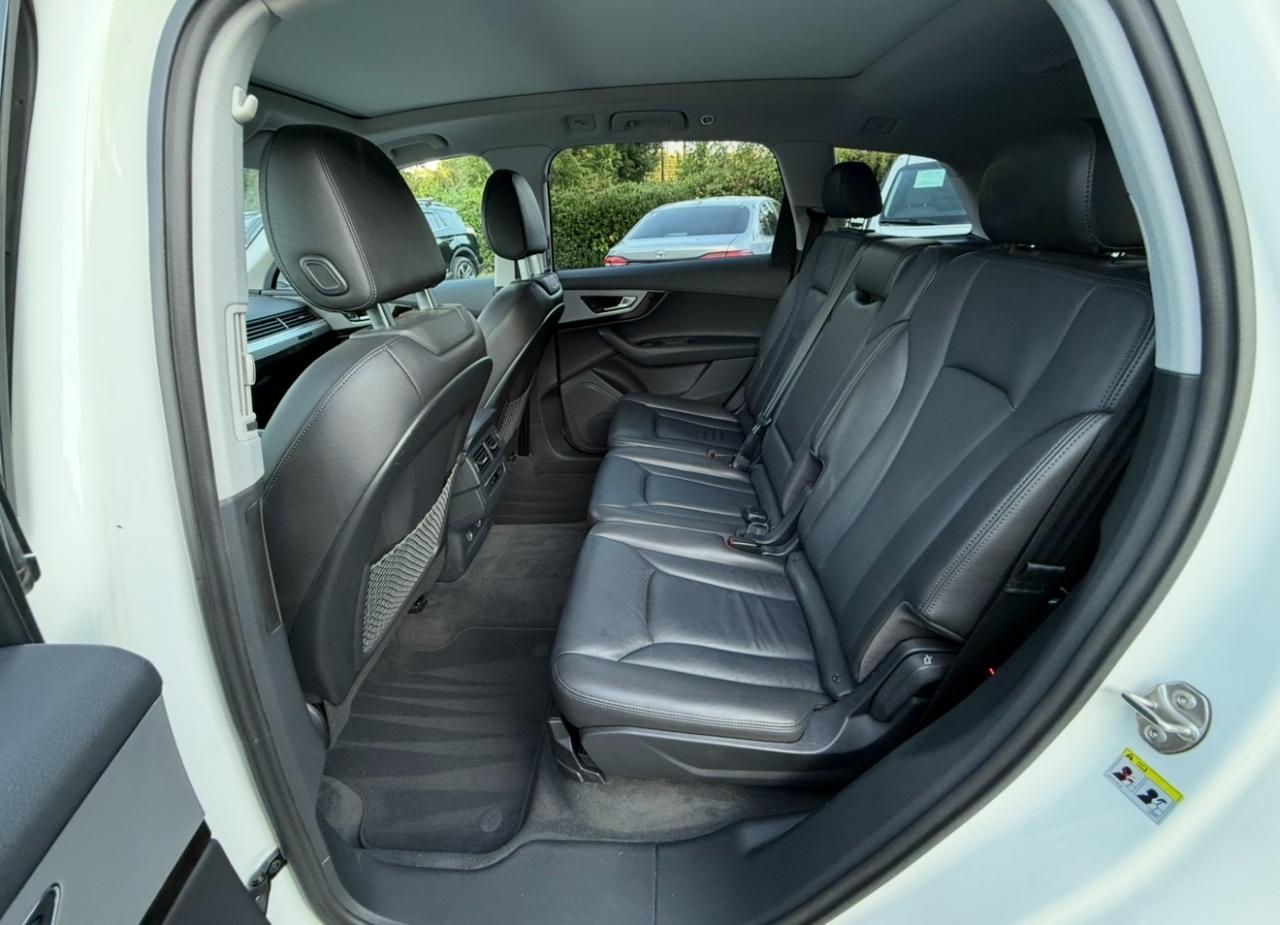 Audi Q7 SE Premium 45 TFSI quattro 2019