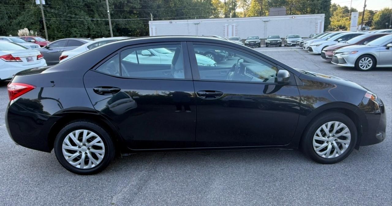 Toyota Corolla XLE CVT (Natl) 2019