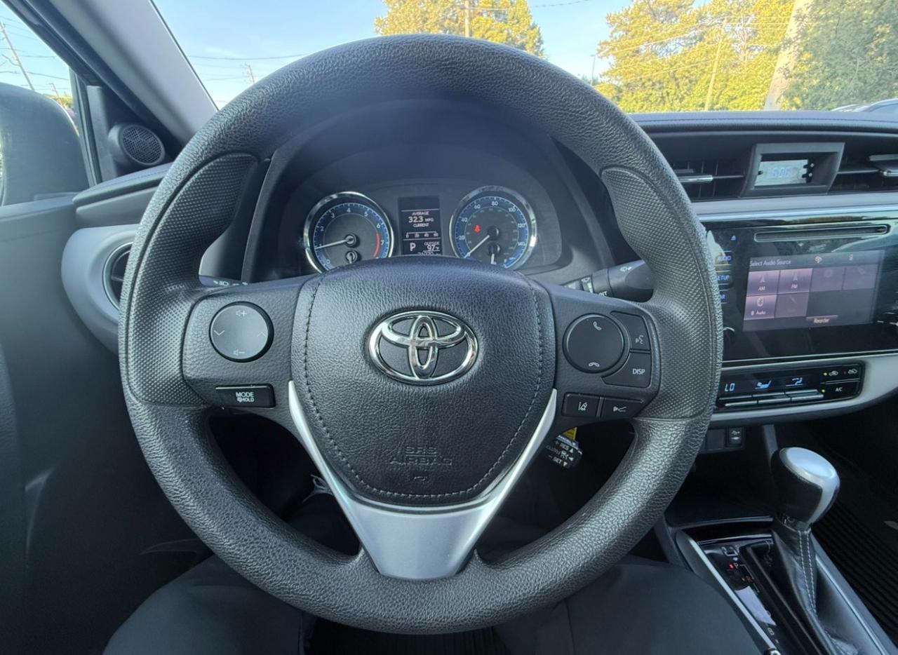 Toyota Corolla XLE CVT (Natl) 2019