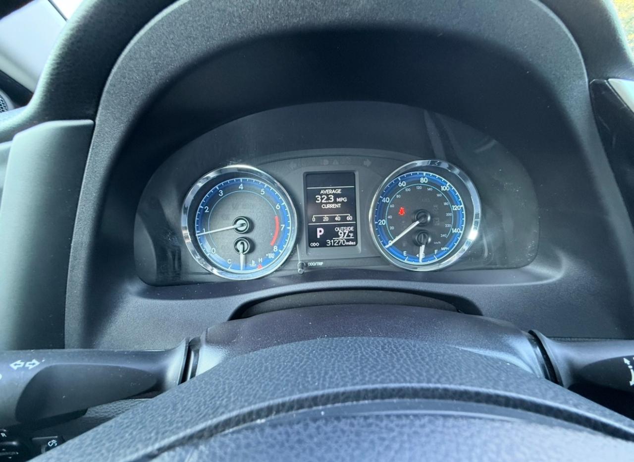 Toyota Corolla XLE CVT (Natl) 2019