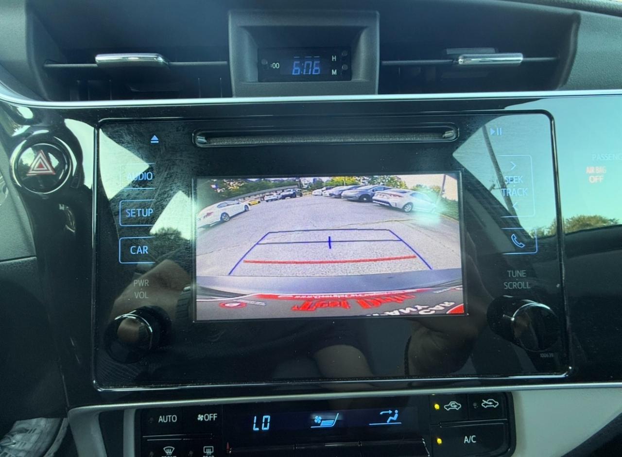 Toyota Corolla XLE CVT (Natl) 2019