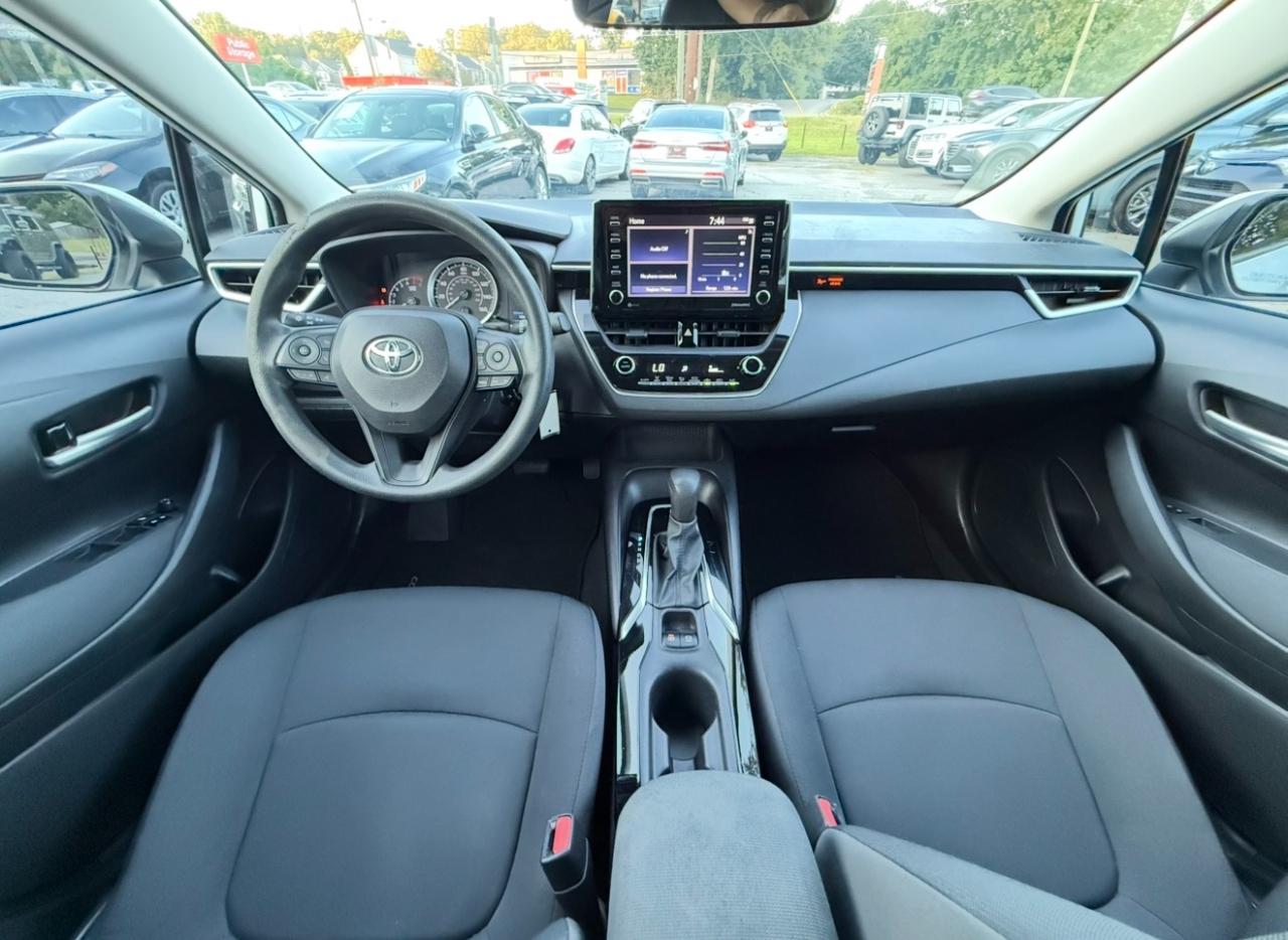 Toyota Corolla LE CVT (Natl) 2021
