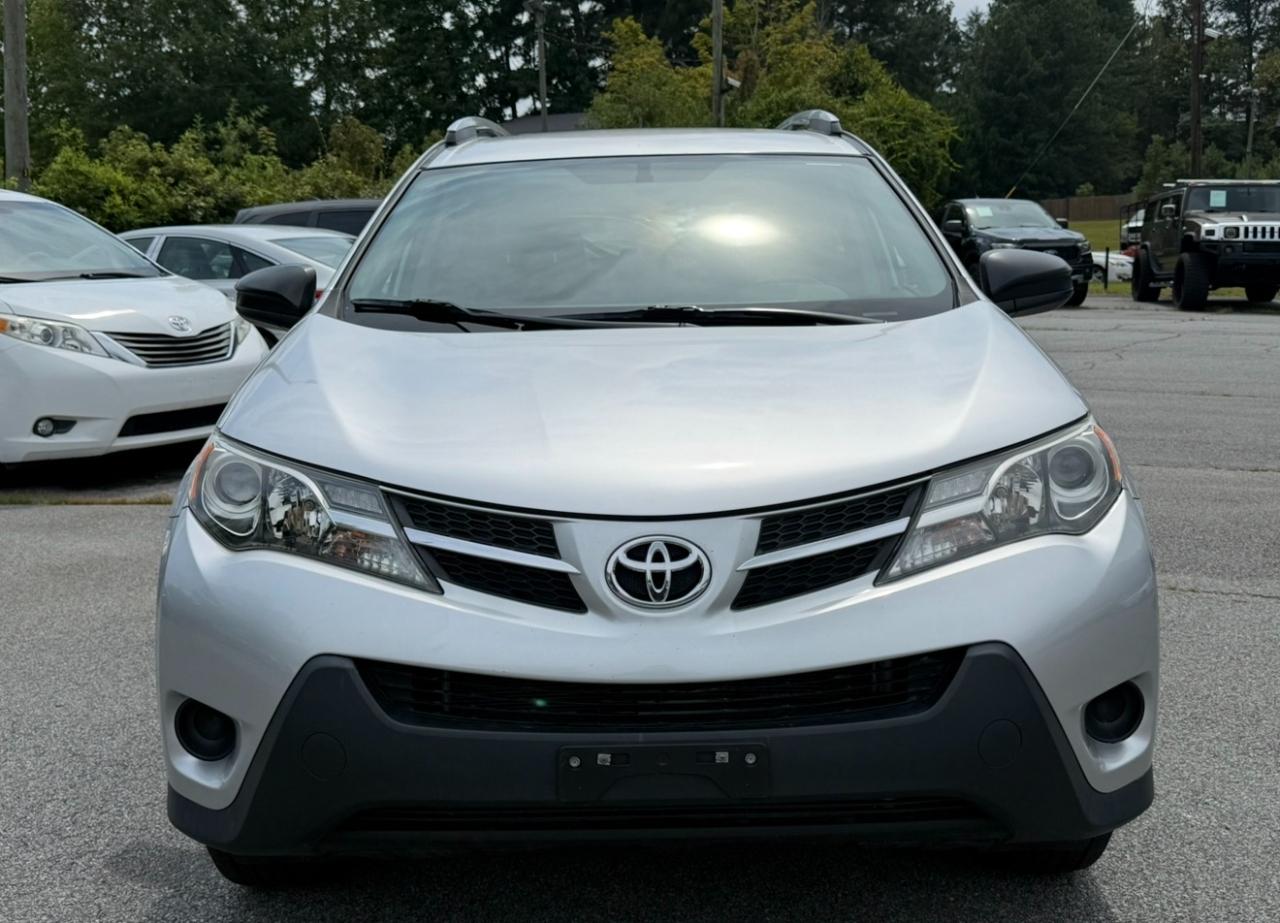 Toyota RAV4 AWD 4dr LE (Natl) 2015