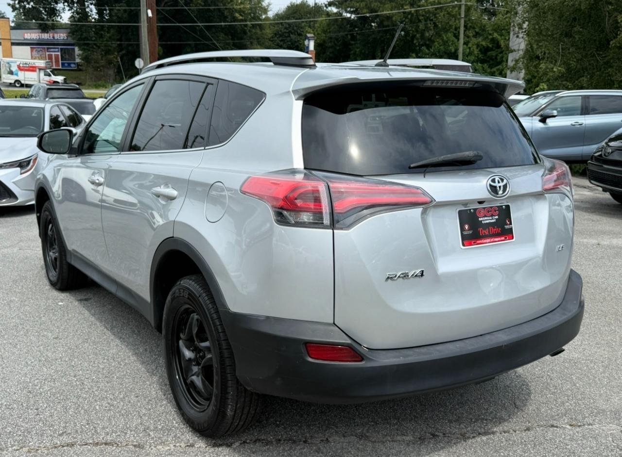 Toyota RAV4 AWD 4dr LE (Natl) 2015