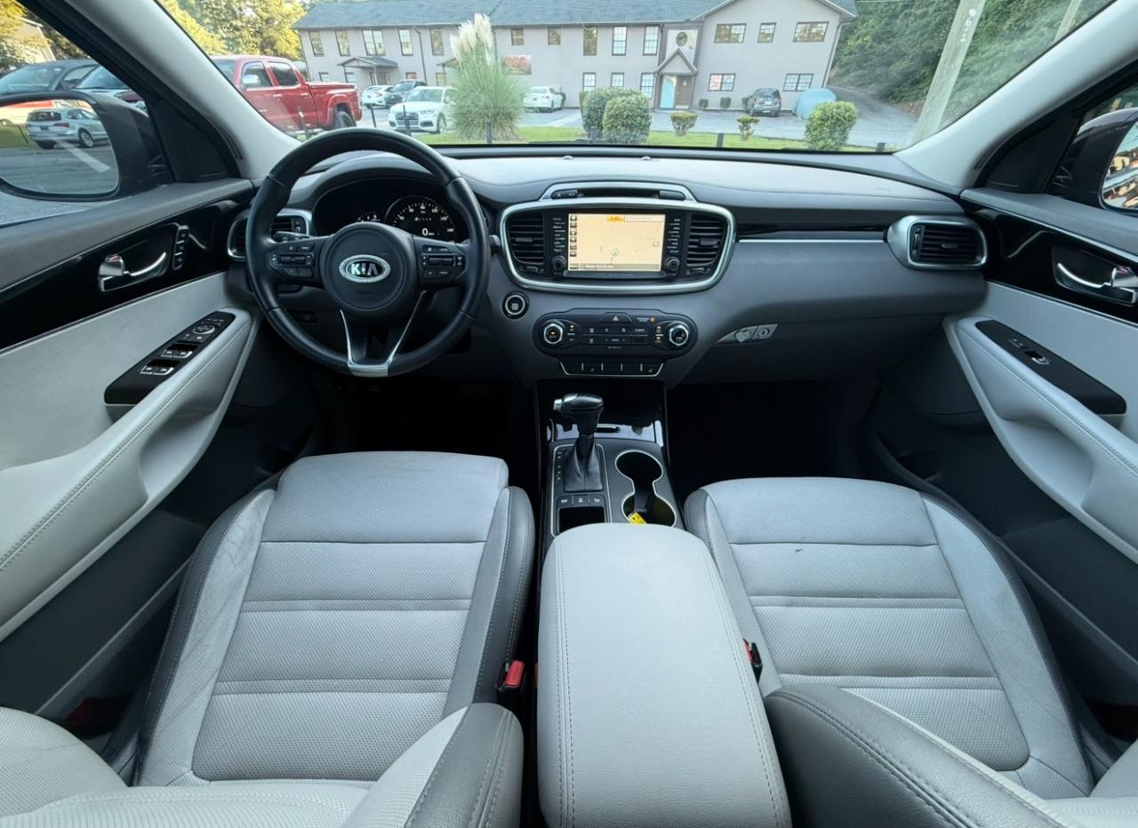 Kia Sorento AWD 4dr 3.3L SX 2016