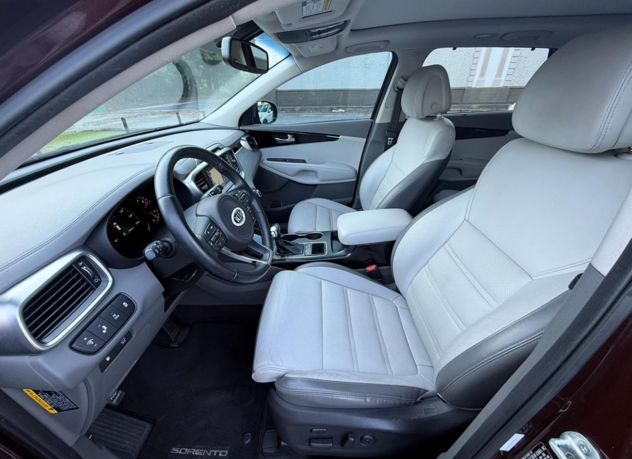 Kia Sorento AWD 4dr 3.3L SX 2016