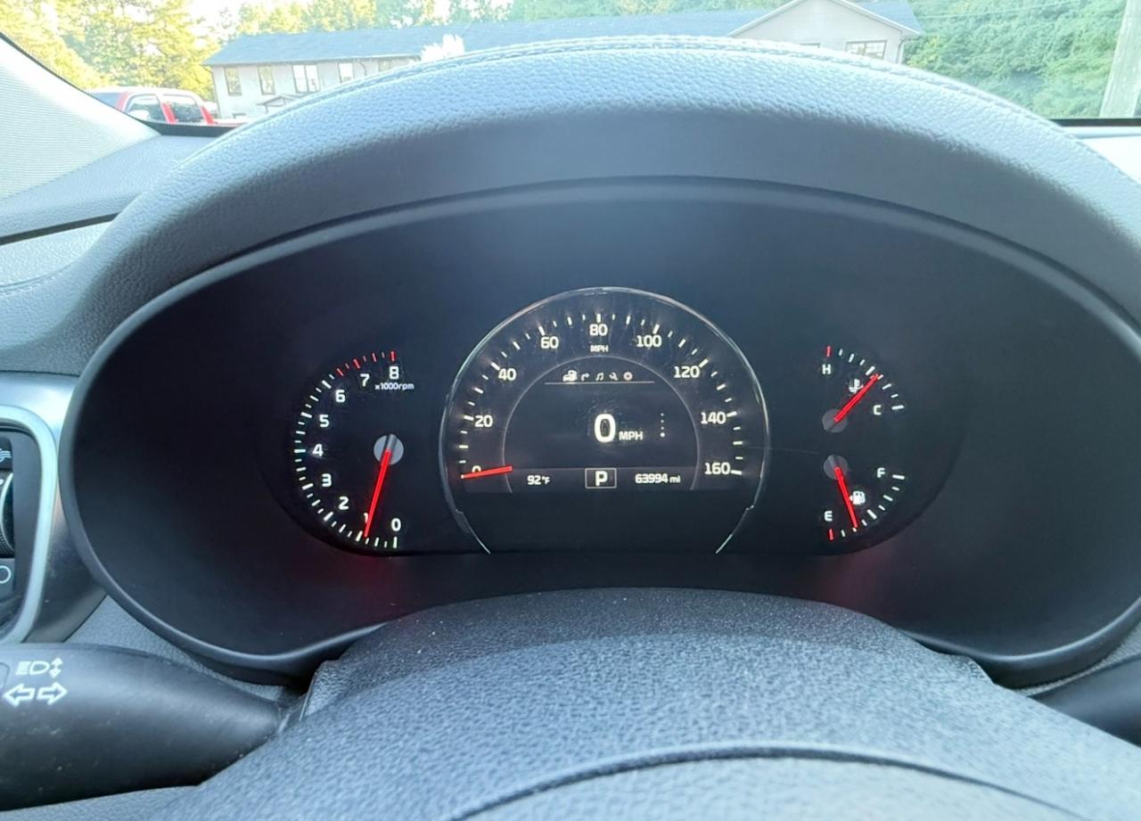 Kia Sorento AWD 4dr 3.3L SX 2016