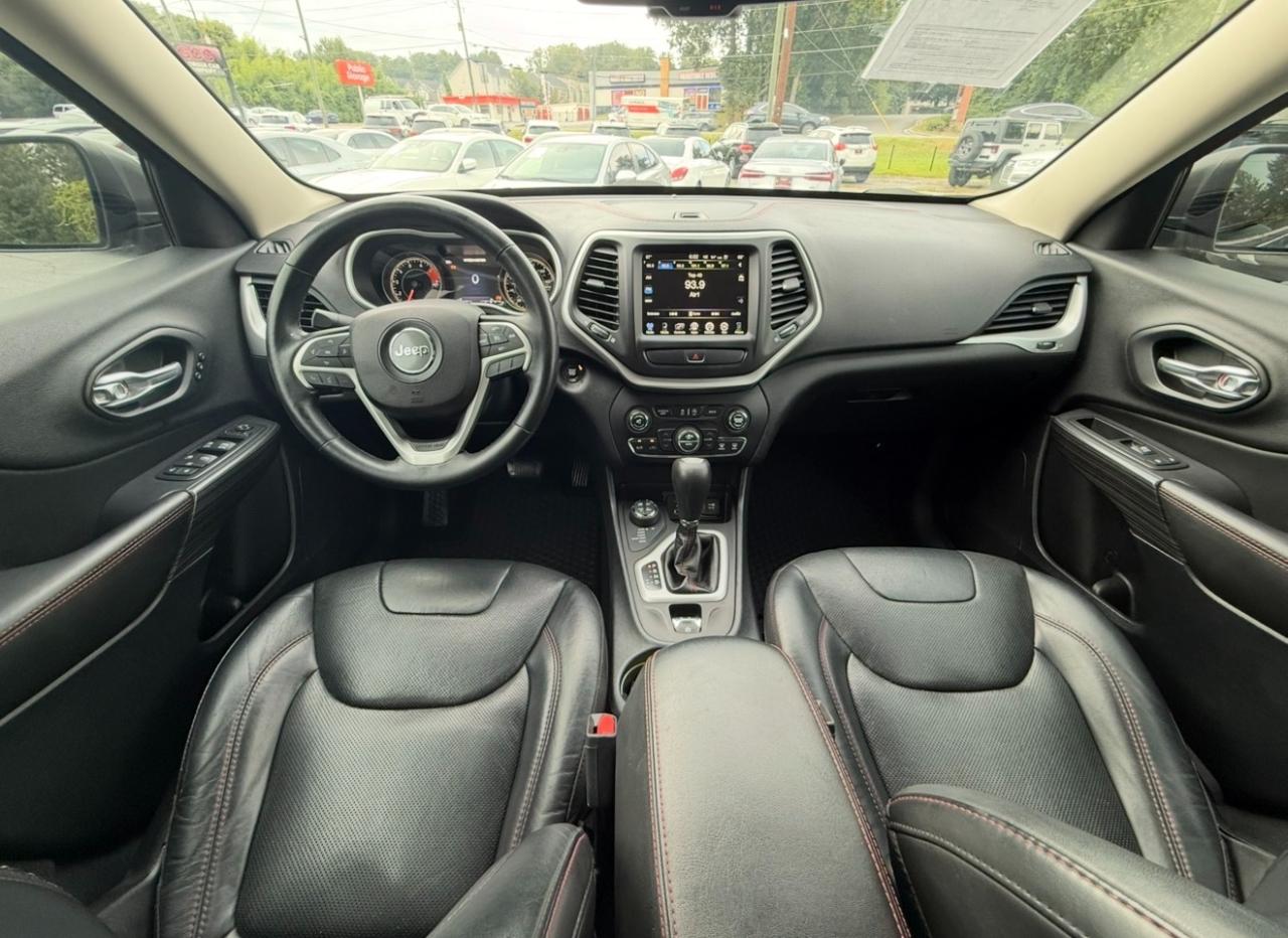 Jeep Cherokee 4WD 4dr Trailhawk 2016