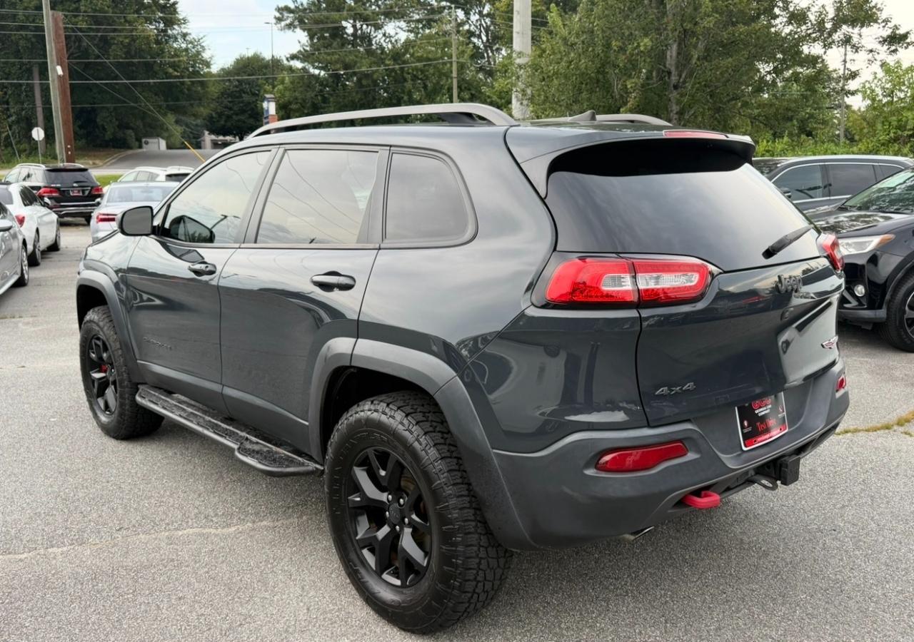 Jeep Cherokee 4WD 4dr Trailhawk 2016