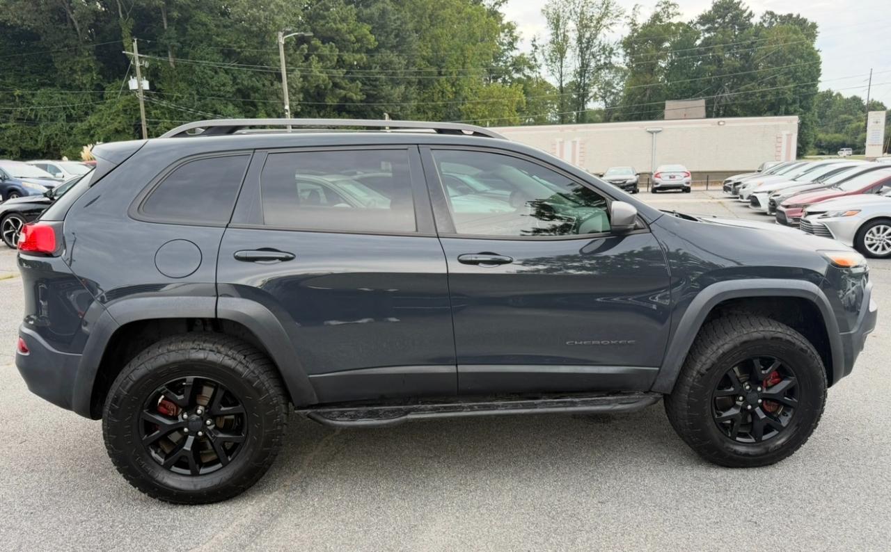 Jeep Cherokee 4WD 4dr Trailhawk 2016