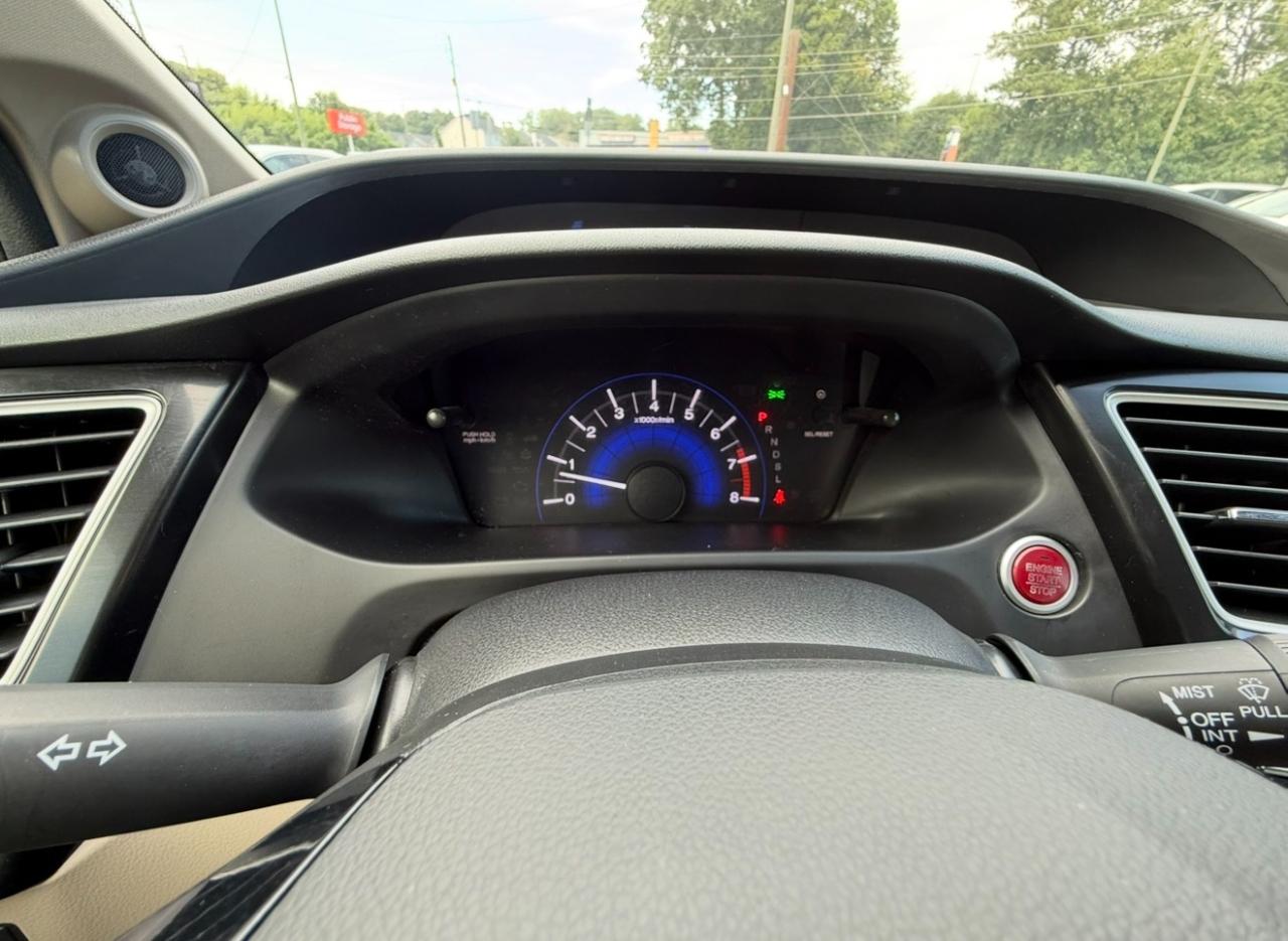 Honda Civic Sedan 4dr CVT EX 2015