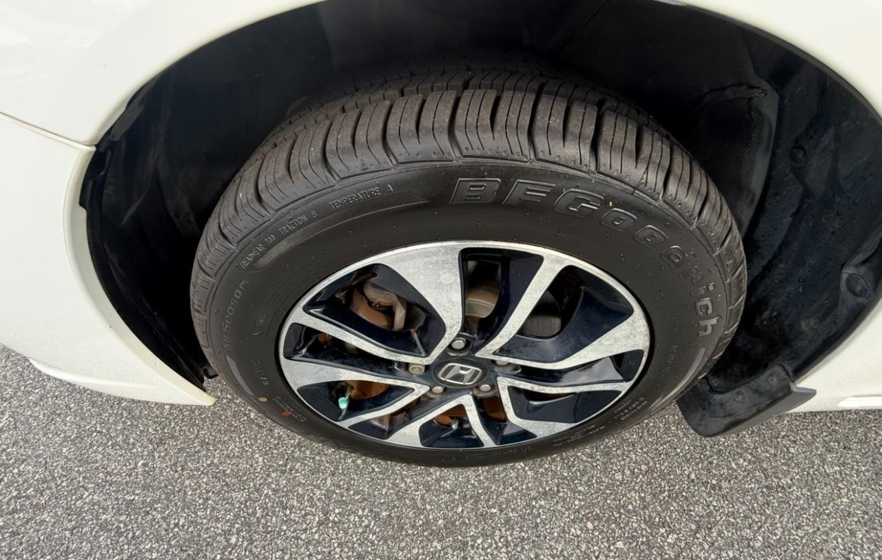 Honda Civic Sedan 4dr CVT EX 2015