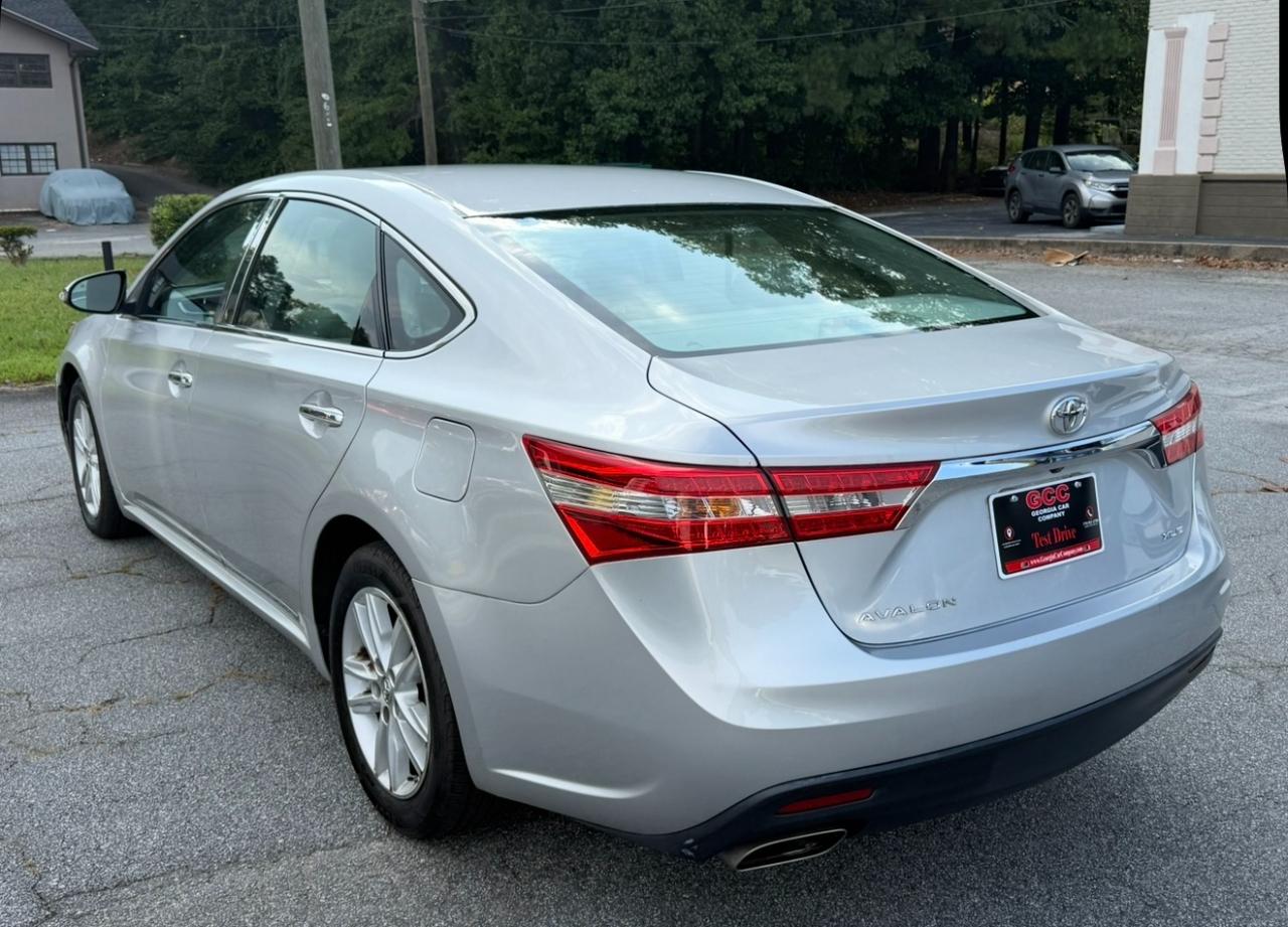 Toyota Avalon 4dr Sdn XLE Premium (Natl) 2014