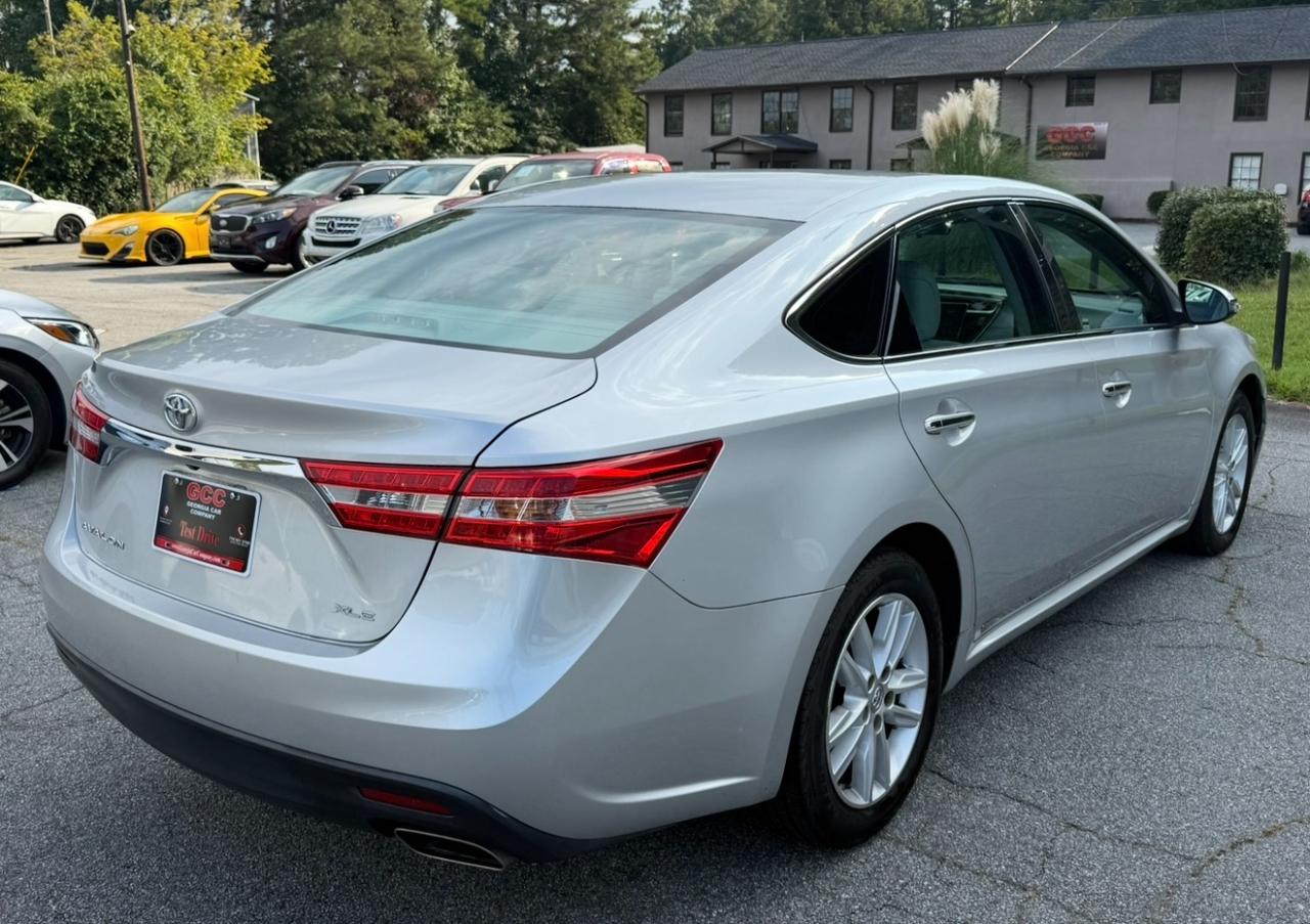Toyota Avalon 4dr Sdn XLE Premium (Natl) 2014